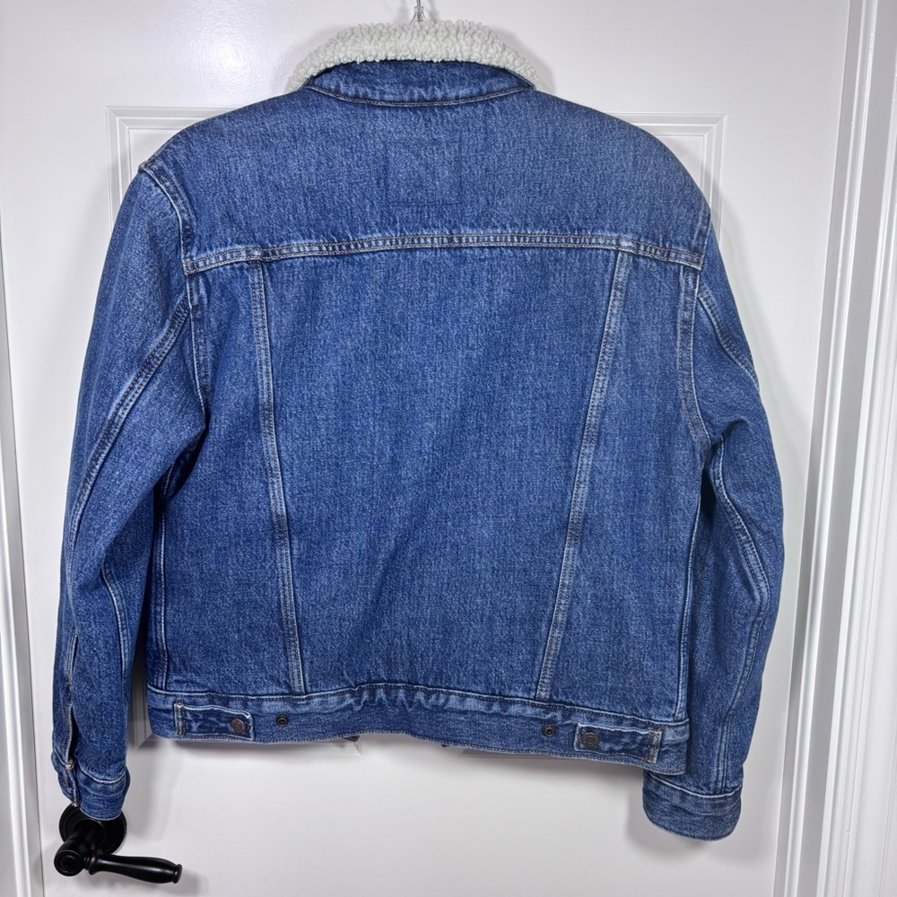 Levi's Sherpa Denim Trucker Jacket S Medium Wash - Picture 7 of 7